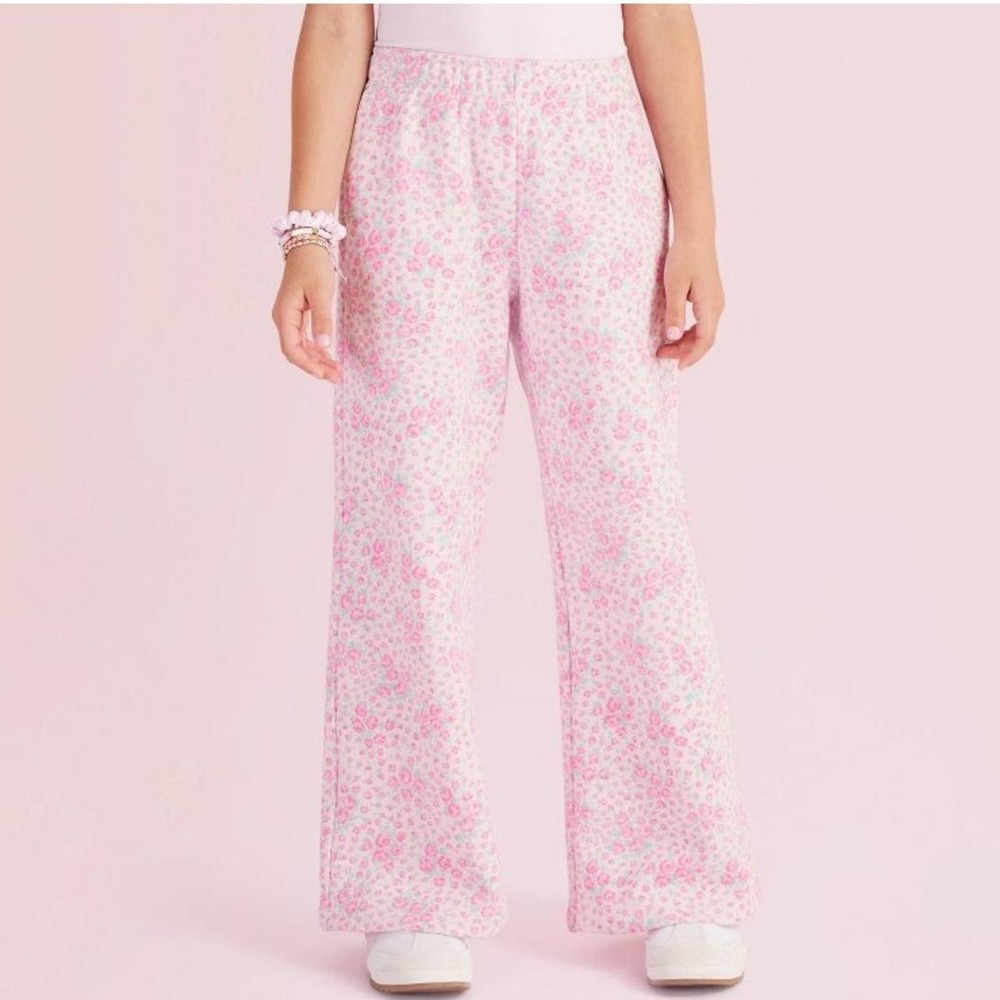 L Youth girls LoveShackFancy pink floral wide leg pants in a LArge